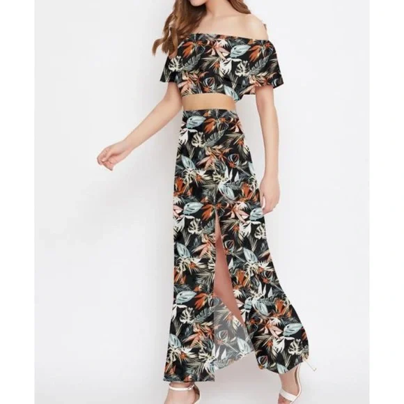 Co set of top and bottom🖤 - Picture 3 of 6